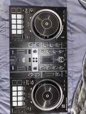 Hercules DJ , Only used for about a 8 months. Great condition. No cable