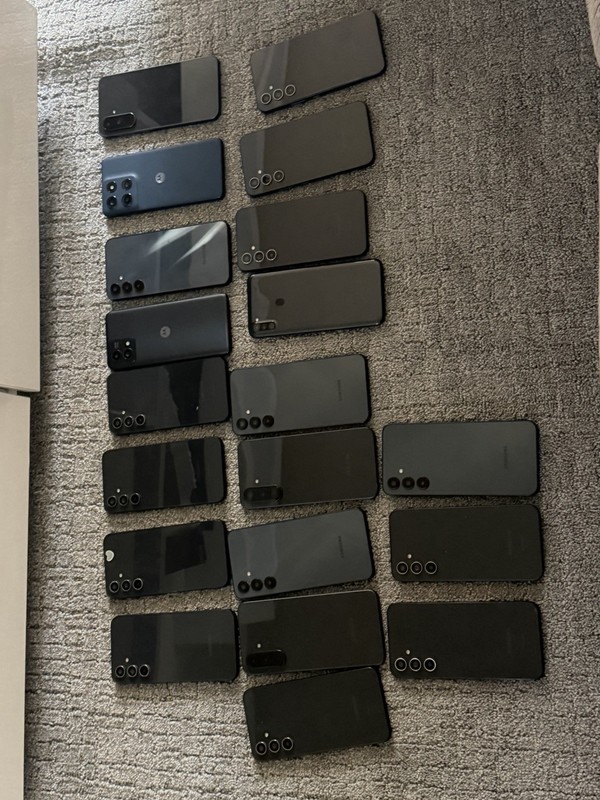 Lot 42 phones Samsung & Motorola Mixed Lot Smartphones Various Models As-Is