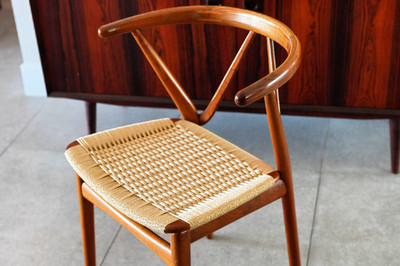 Henning Kjærnulf Model 255 ''Wishbone Chair'' for Bruno Hansen