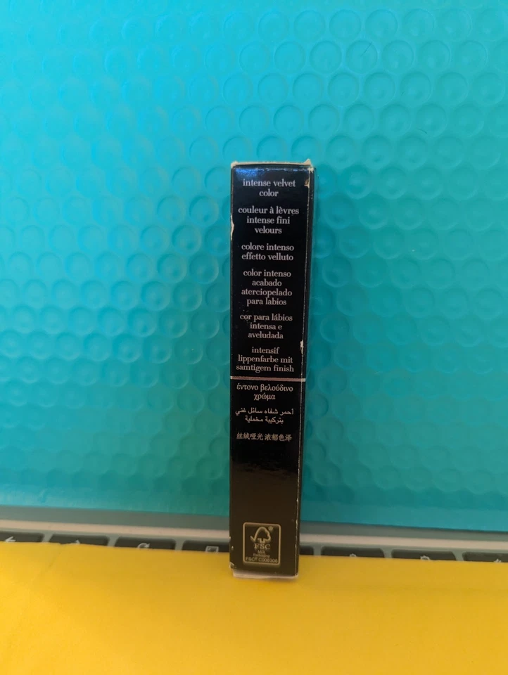 Giorgio Armani Brillo de Labios Maestro Terciopelo Intenso III Arena 0.22oz Foto 3 de 4