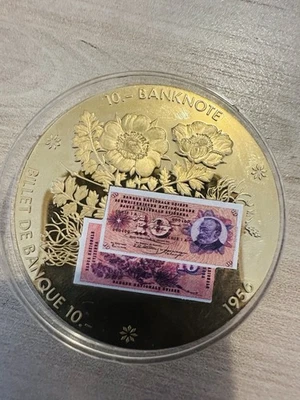 10 francs 1956 Médaille lingot billet de banque plaque or 5 cm prix 25€ - Photo 1/2