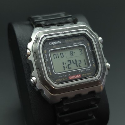 Vintage 1985 Casio DW-3000 Tank 300M Diver Module 548 Watch Working New Battery