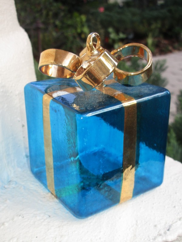 Italy Vietri Glass Ornament Lord & Taylor Gift Box Shape Blue Gold 3D Vtg HTF