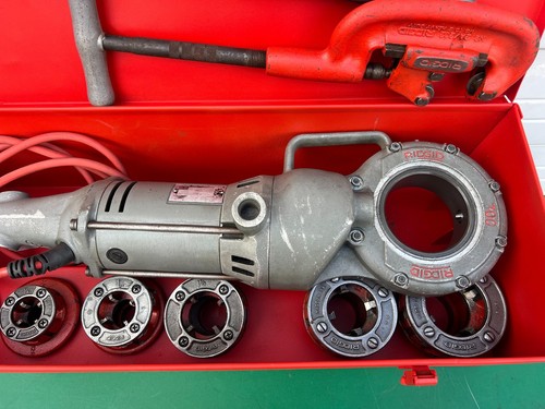 Juego de troqueles Ridgid 700 para roscadora de tubos 12R 1/2 - 2", cortador de tubos, escariador y estuche - Imagen 6 de 9