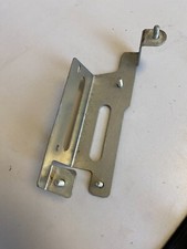 Mercedes-Benz W124 300CE-24V Halter für Relais Sitzheizung Kompfortsteuerung Mercedes-Benz W124 300CE-24V Halter für Relais Sitzheizung Kompfortsteuerung