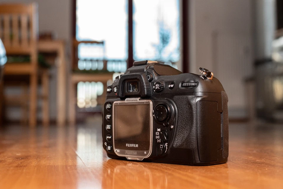 Fujifilm finepix s5 pro (16500 counts) - Image 4 of 4