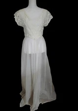 Val Mode Lingerie Peignior Short Sleeves Crossover Lace Top Snap Closure Size S