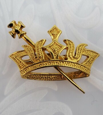 Vintage 1960's era Gold Tone Crown Pin Signed ORA!    P61