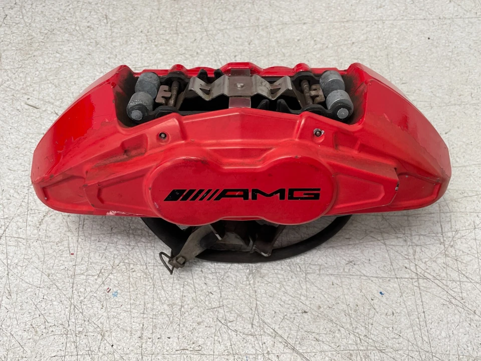 Juego de pinzas de freno delanteras y traseras rojas 1352 OEM Mercedes Benz CLA45 AMG 2014-2018 Foto 2 de 4