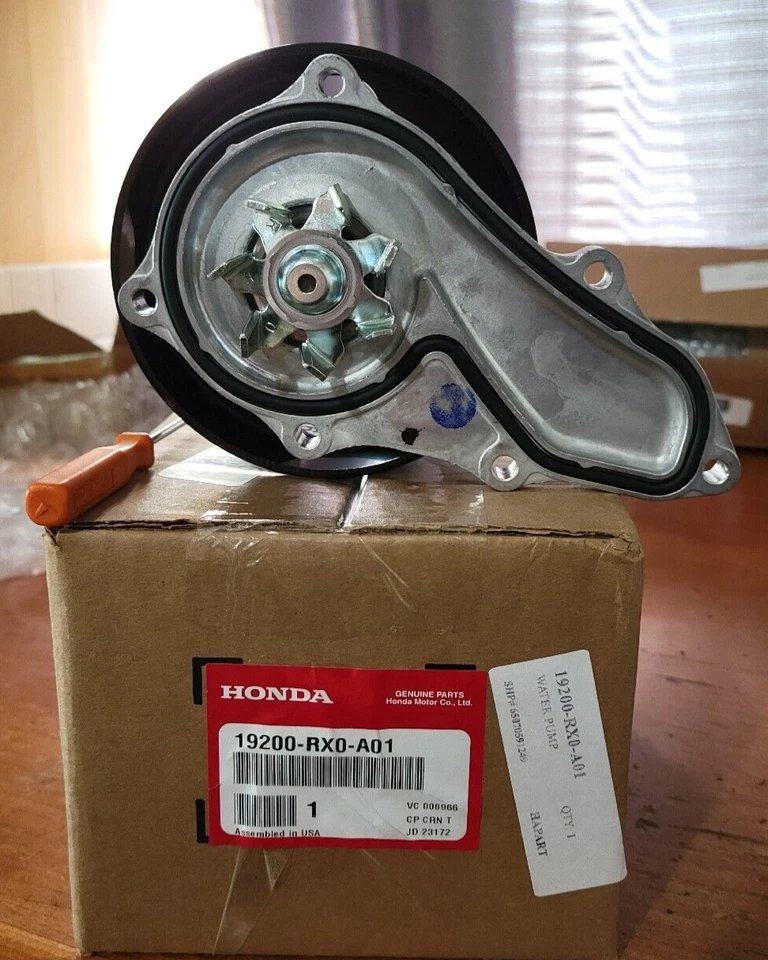 Водяной насос Honda Civic SI OEM K24Z7 CRV ILX 2,4 л DOHC VTEC НОВЫЙ ЗАПЕЧАТАННЫЙ - Изображение 2 из 4