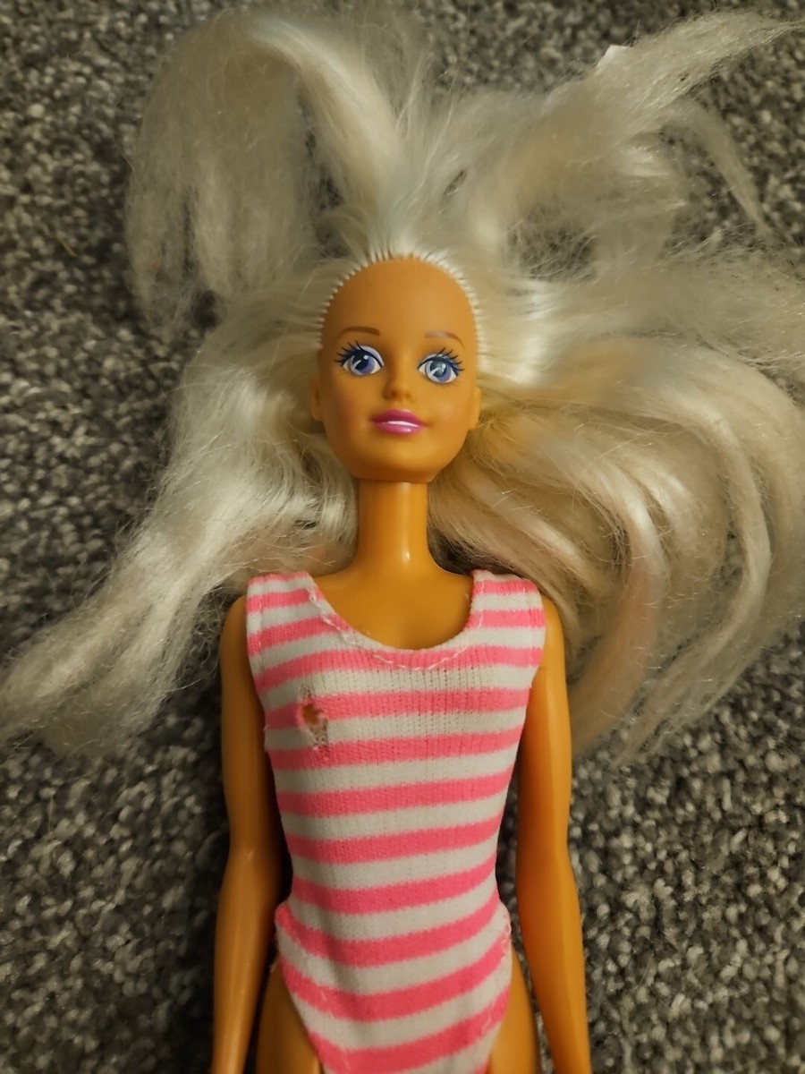 Barbie Soft Blonde Hair Blue Eyes 1988 Hasbro Doll UK