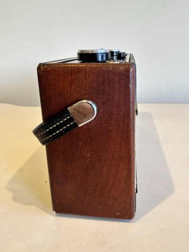 Radio Roberts R600 FM/MW/LW años 60 vintage loca en Inglaterra con batería buen estado - Imagen 11 de 19