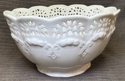 8  Victorian Collection Porcelain Coastline Imports Pierced Lace Serving Bowl