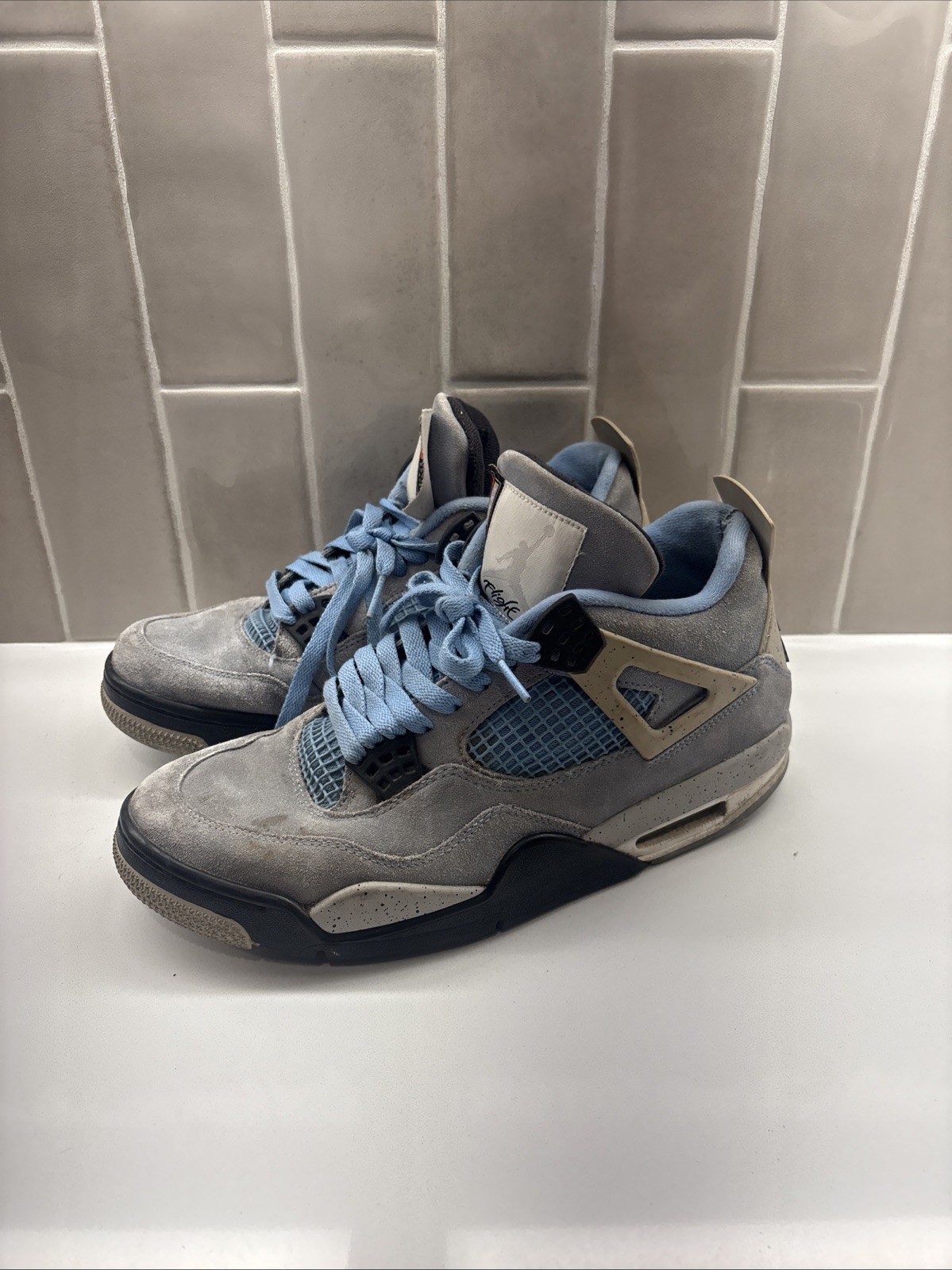 Size 9.5 - Air Jordan 4 Retro University Blue/Black UNC CT8527-400 OG USED