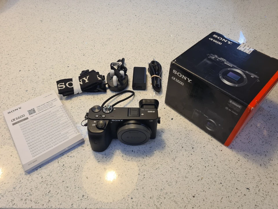 Sony Alpha 6600, photo 1 of 5