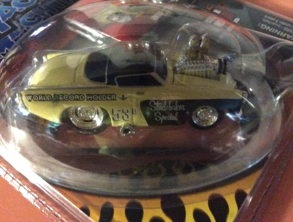 Muscle Machines 1953 Studebaker Coupe 53 Studebaker 1/64 die cast - - Image 2 of 4