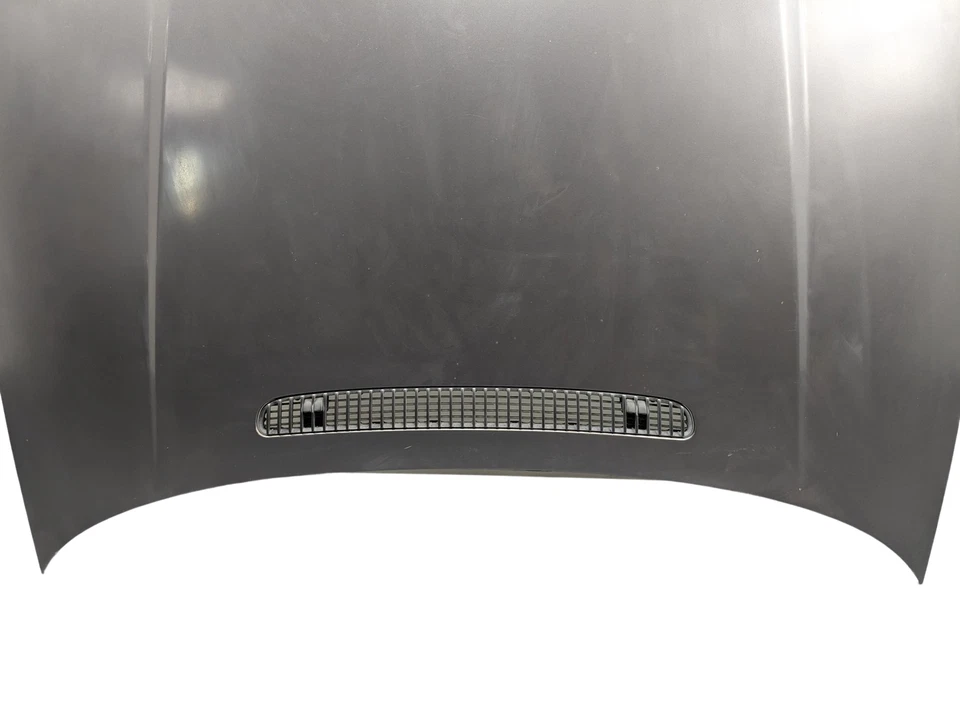 Panel de carcasa del capó delantero OEM BMW 325i 1999-2004 Foto 2 de 4