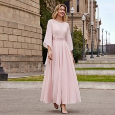 Moden Pink Mother of the Bride Dresses Jewel Neck 3/4 Sleeves Appliques Chiffon