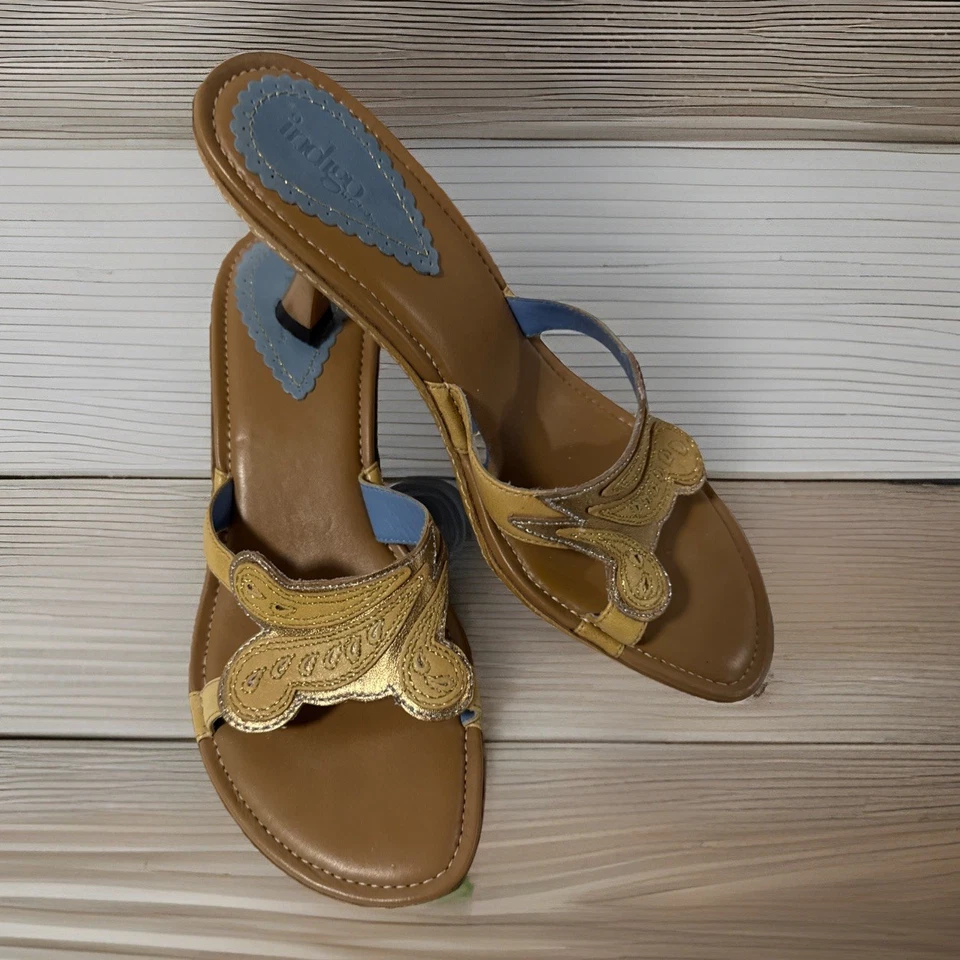 Sandalias INDIGO by Clarks Cuero Dorado Punta Abierta Tacones Bordados 7 M Foto 2 de 4