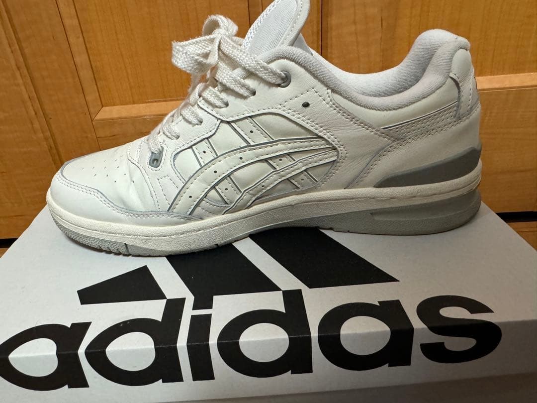 Asics Men's White Sneakers 26.5cm Near Mint, No Box thumbnail 4