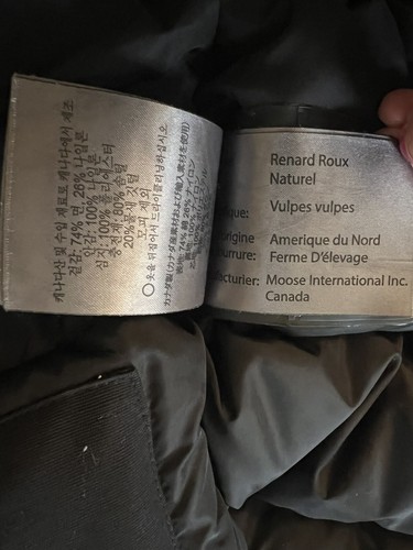 Moose Knuckles Sz S Black Gold Fox Fur Ballistic Padded Bomber SKU 6000101206231 - Imagen 15 de 24