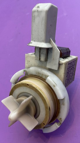 Original MIELE W3240 Waschmaschine Ablaufpumpe Hanning MNr. 06239560 DPS 25-309