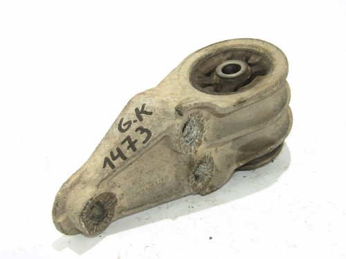 VW PASSAT B5 3B 1.9 TDi Hinterachse Halter Lager REAR AXLE MOUNT