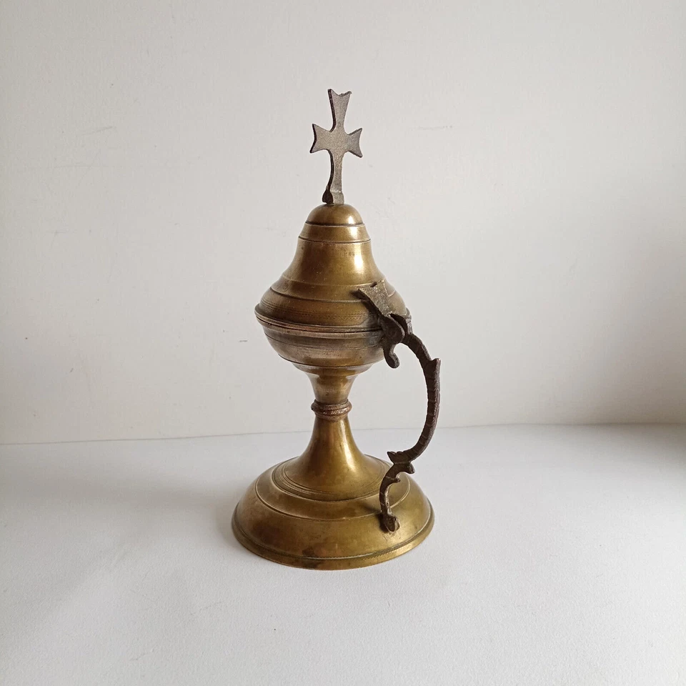 Encensoir 19ème laiton croix Malte - Photo 2/4