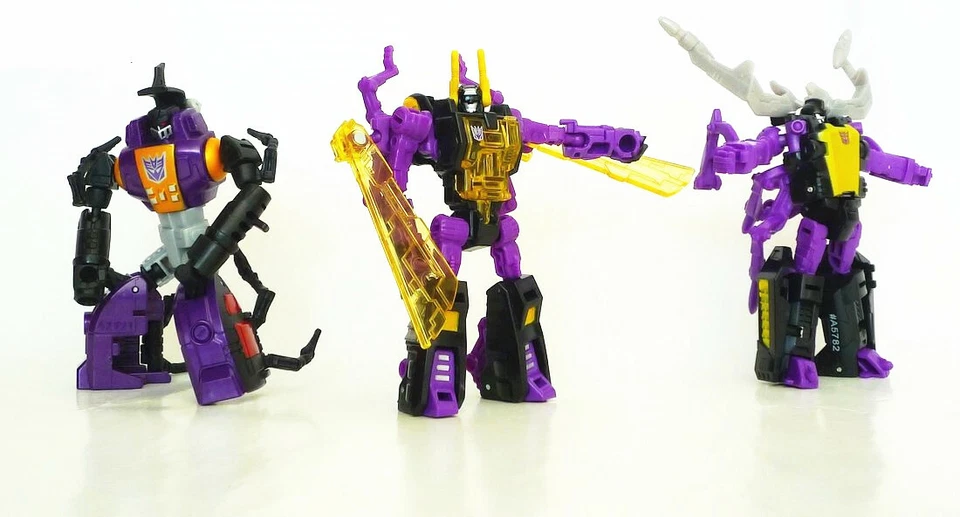 Set 3 Transformers Legends Insecticons Bombshell Shrapnel Kickback Toy Figurine - Image 3 of 4