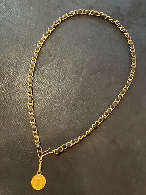 Chanel Belt CC Logo Medal Chain Leather CHANEL Vintage 93P CC Logo Chain Belt Accessory Gold Metal  main image 4