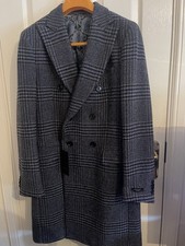 Holland Esquire Wool &Cashmere coat. Beautiful blue cheque design.BNWT. Size 40R