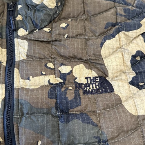 The North Face Thermoball Jacket Men Medium Camo Quilted Puffer Jacket Full Zip - Picture 2 of 16