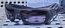 New Oakley GASCAN 9014-8060 Std Issue Sunglasses Matte Black w/ Prizm Gray