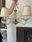 Lustre verre et métal doré, 3 lumières, abat-jour coniques inclus