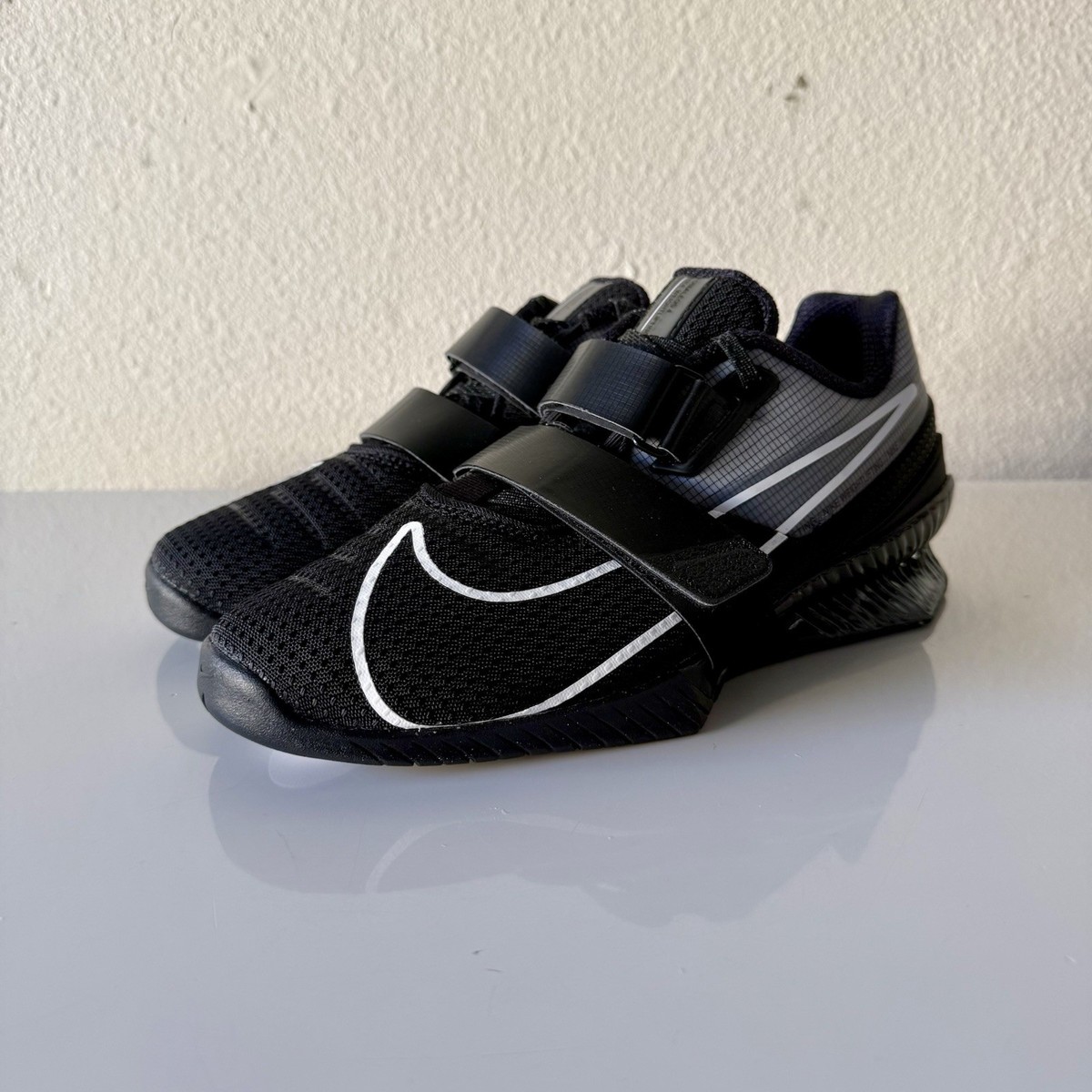 Nike ウエイトトレーニングシューズ CD3463-010 US 11 Nike Romaleos 4 Power Lifting Shoes (Black/ White) US 8.5 Men's