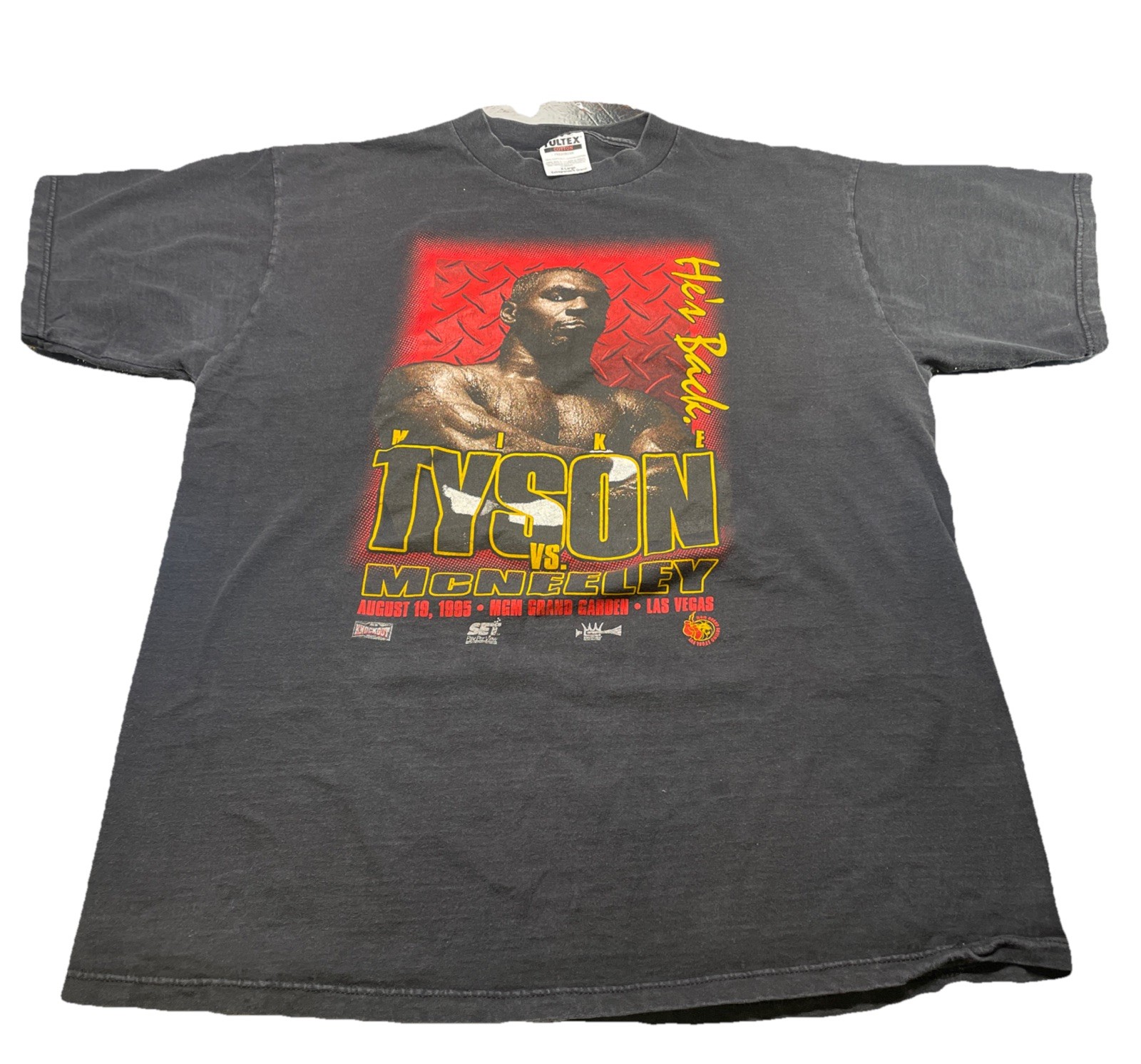 Mike Tyson Vtg  T Shirt Tultex XL MGM Grand He's Back 1995 Boxing Black Fade