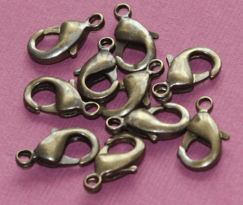 15 pcs of Antique Brass Lobster Clasps 15x8mm - Picture 4 of 5
