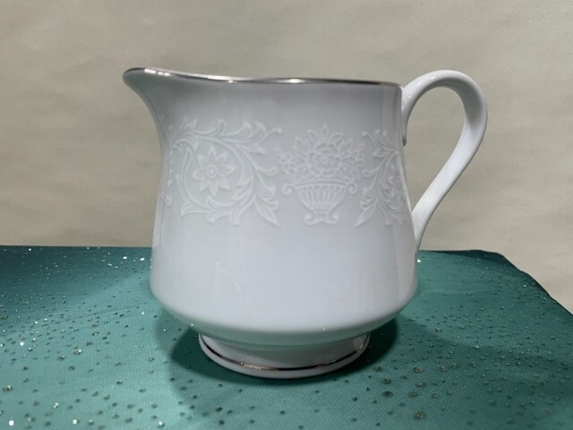 Creamer Lovelace by CROWN VICTORIA 3-1/2