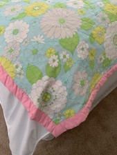 Vintage 91 x75 Quilt. Pink Floral. See Description