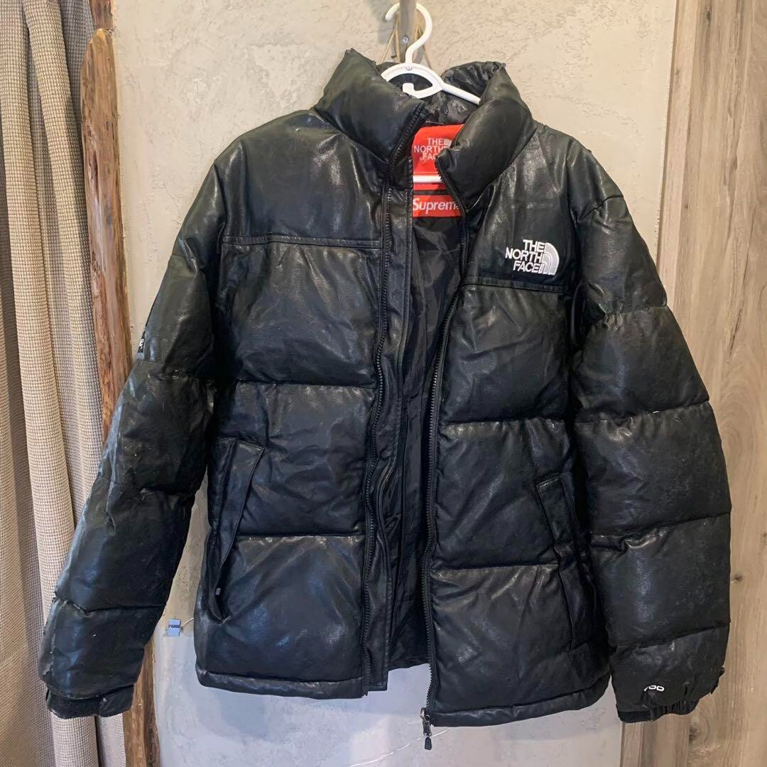 Supreme x The North Face Men's Quilted Nuptse Puffer Jacket Supreme x The North Face Men's Quilted Nuptse Puffer Jacket