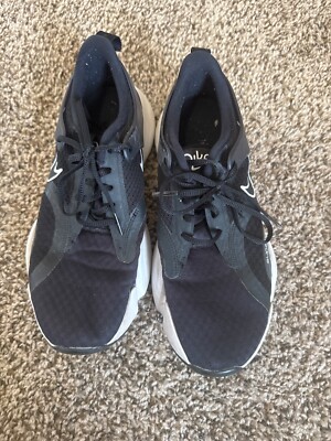 nike white/black shoes women size 9 new