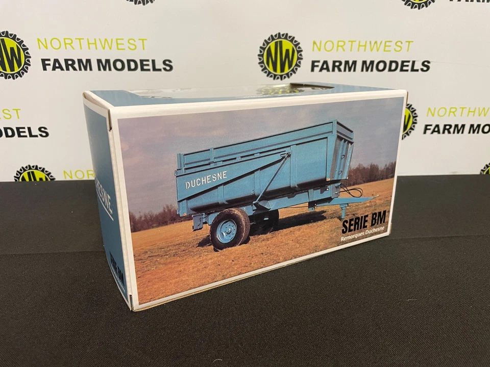 UNIVERSAL HOBBIES 6724 1:32 SCALE DUCHENE BM SERIES TIPPING TRAILER - Image 2 of 2