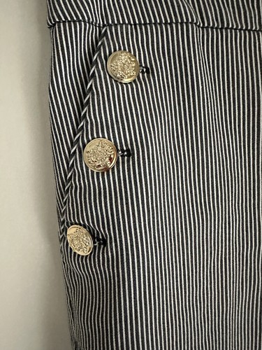 Liz Claiborne Bermuda Shorts Womens Small Black White Stripe Gold Buttons - Picture 3 of 6
