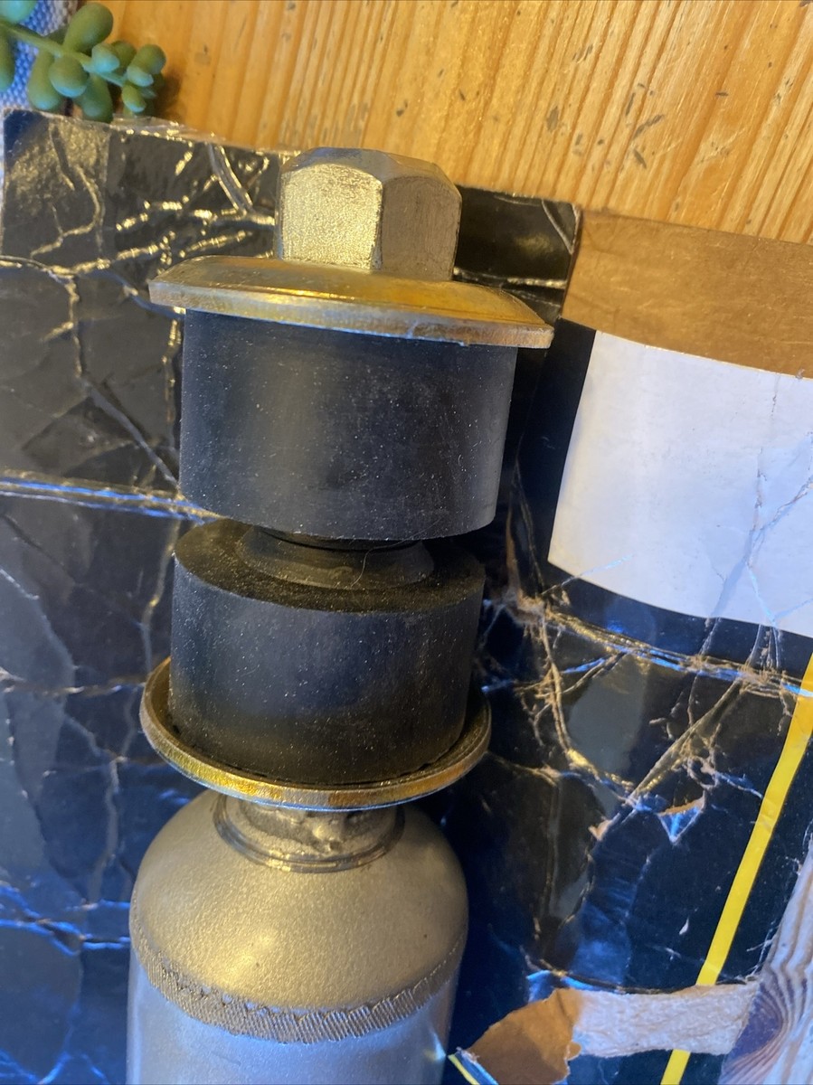 クラシック REFLEXE MONROE Reflex Shock Absorber FRONT fits 98-07 Toyota Land