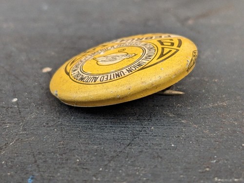 1938 February UAW CIO Button ~ Auto Workers Union Pin back Lapel ~ Bastian Bros - Picture 6 of 7