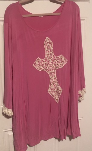 Curvy Boutique Brand Plus Size 4X Beautiful Top Hot Pink Crocheted Cross