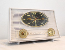 RCA Victor Model 1-C-1E "The Trimflair"  AM Clock Tube Radio Parts/Repair - 1960