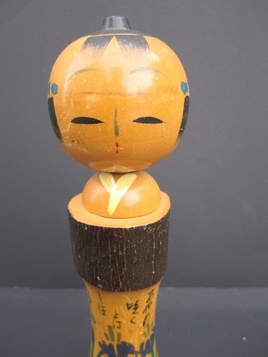 Japanese Kokeshi Wooden Doll Tree Bark Purple Irises Flowers Hand Painted - Picture 3 of 9