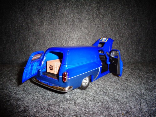 NAPA AUTO CARE 1954 CHEVROLET STREET ROD SPECCAST DIECAST CAR 1:25 - Picture 4 of 12