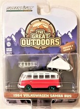 Greenlight - 1:64 The Great Outdoors 1 Volkswagen Samba Bus Chase (BBGL38010AC)